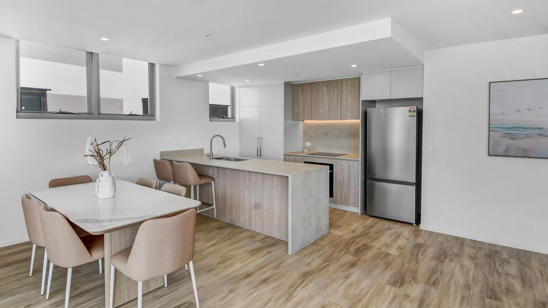 Lowanna Beach Resort Kawana Buddina 4*,  Australia